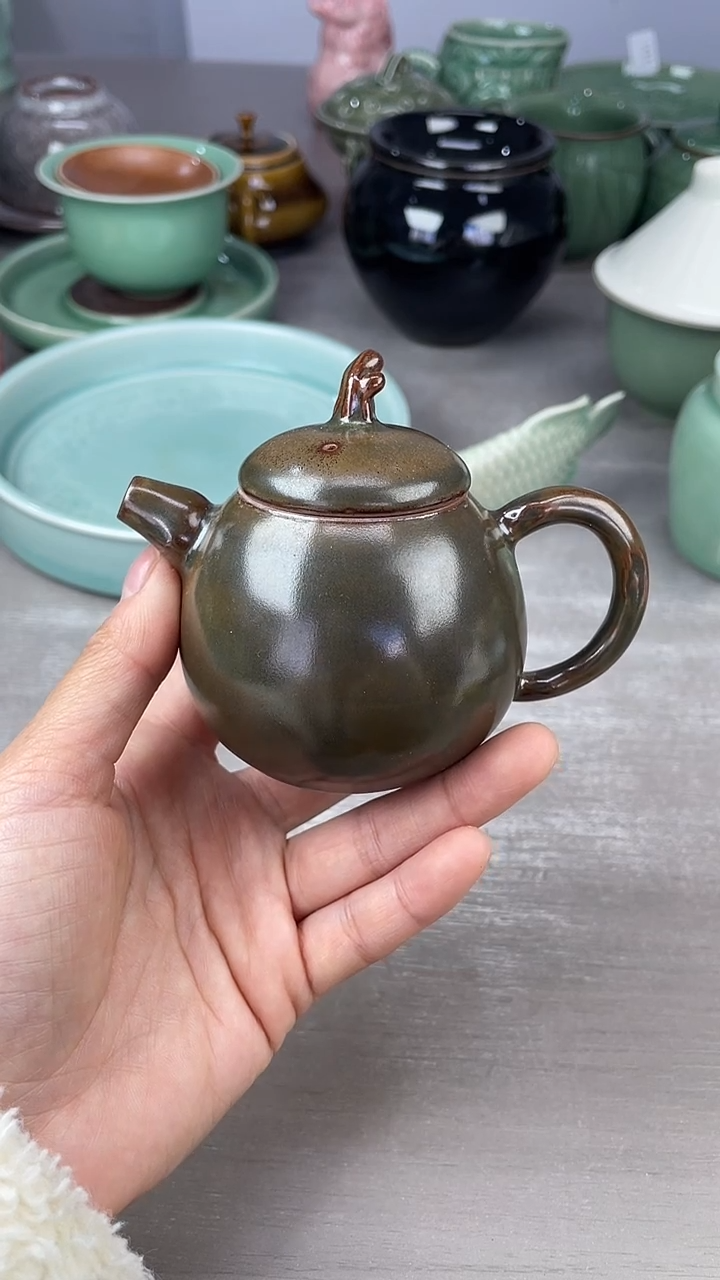 青瓷仓储清仓福利树枝微瑕