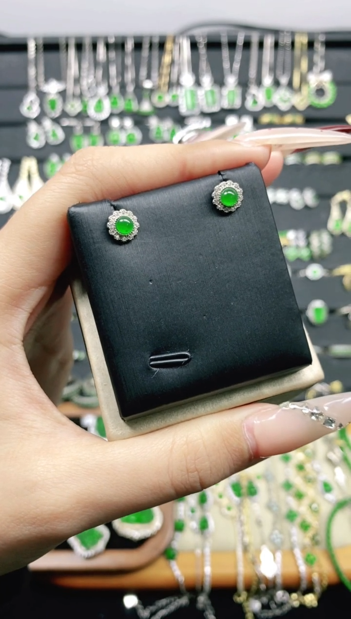 【闪购商品】翡翠耳饰银S925镶嵌多样性