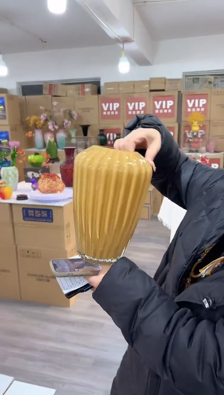 【闪购商品】琉璃简屿花器Z-品42