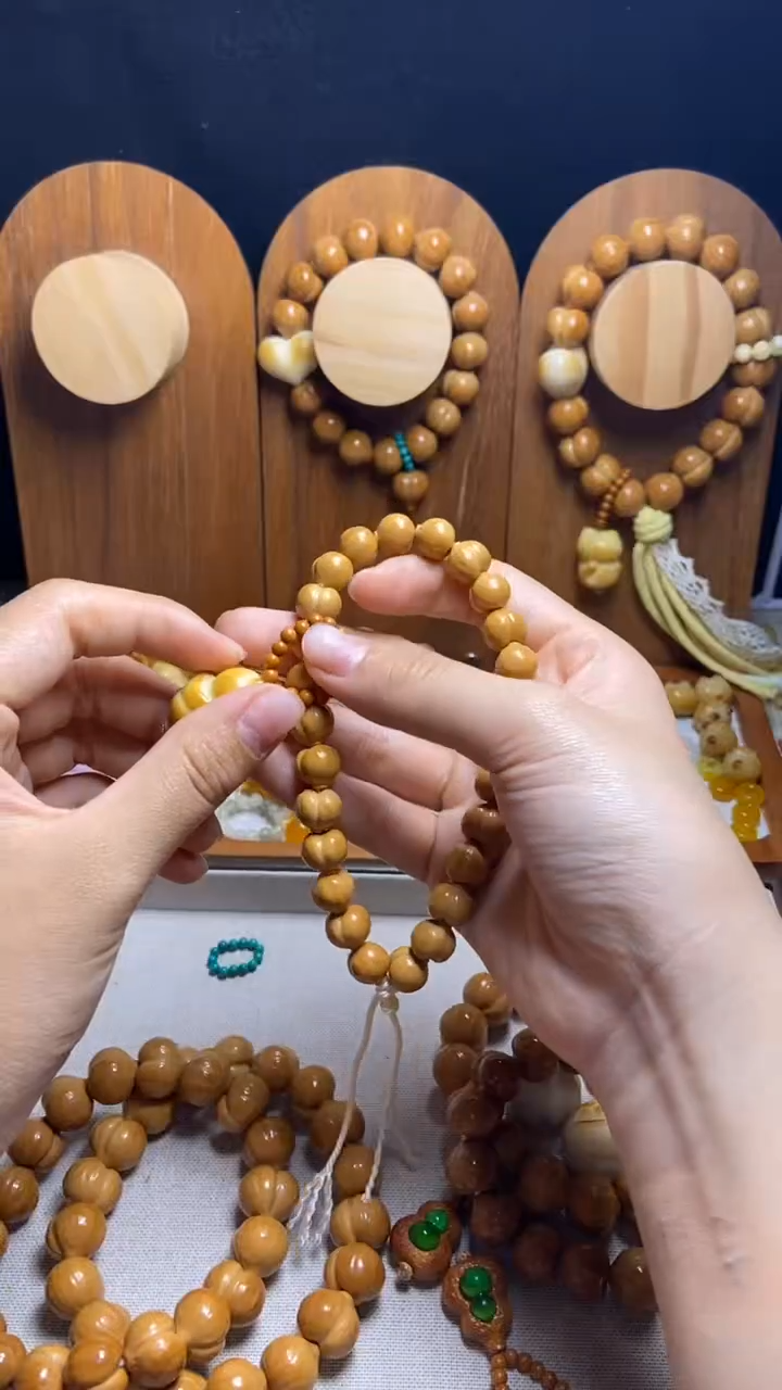 手串猴头核桃鸡****量全品小馒头悟道猫吊坠藕粉流苏