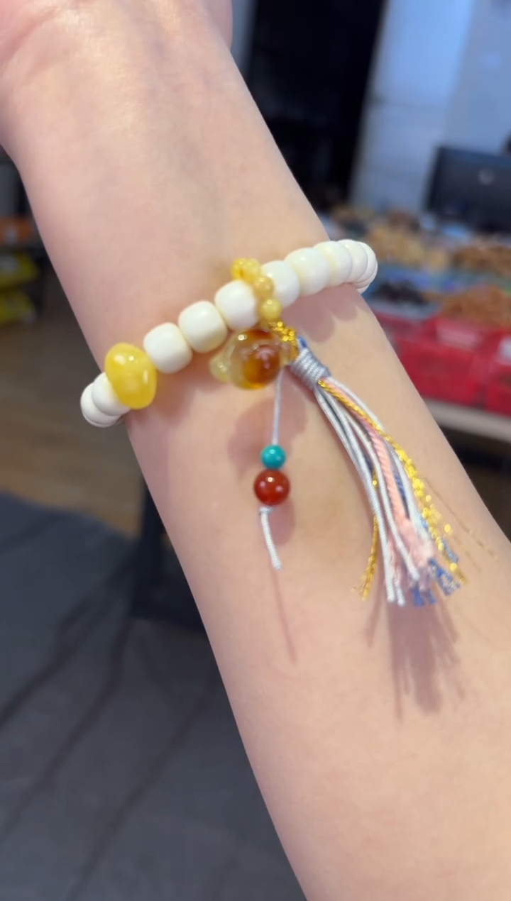 【闪购商品】蜜蜡手链未镶嵌海南菩提蜜蜡把把壶设计款