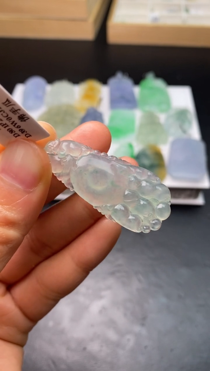 【闪购商品】定制翡翠未镶嵌翡翠毛货~