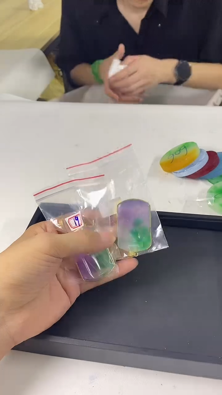 石英质玉未镶嵌吊坠(不含链)19