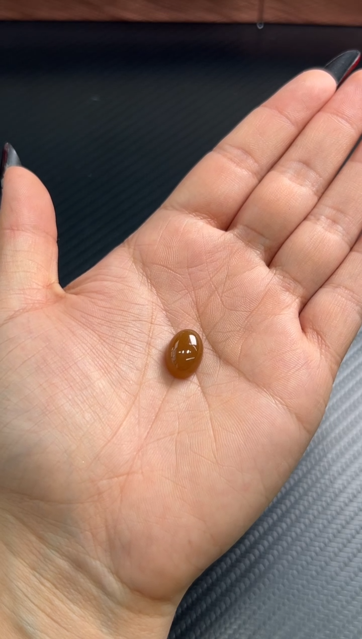 吊坠(赠链)未镶嵌和田玉@*见金山微色差戒面