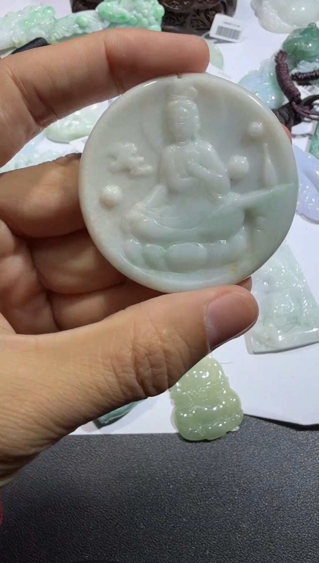 【闪购商品】翡翠颈饰未镶嵌00010694