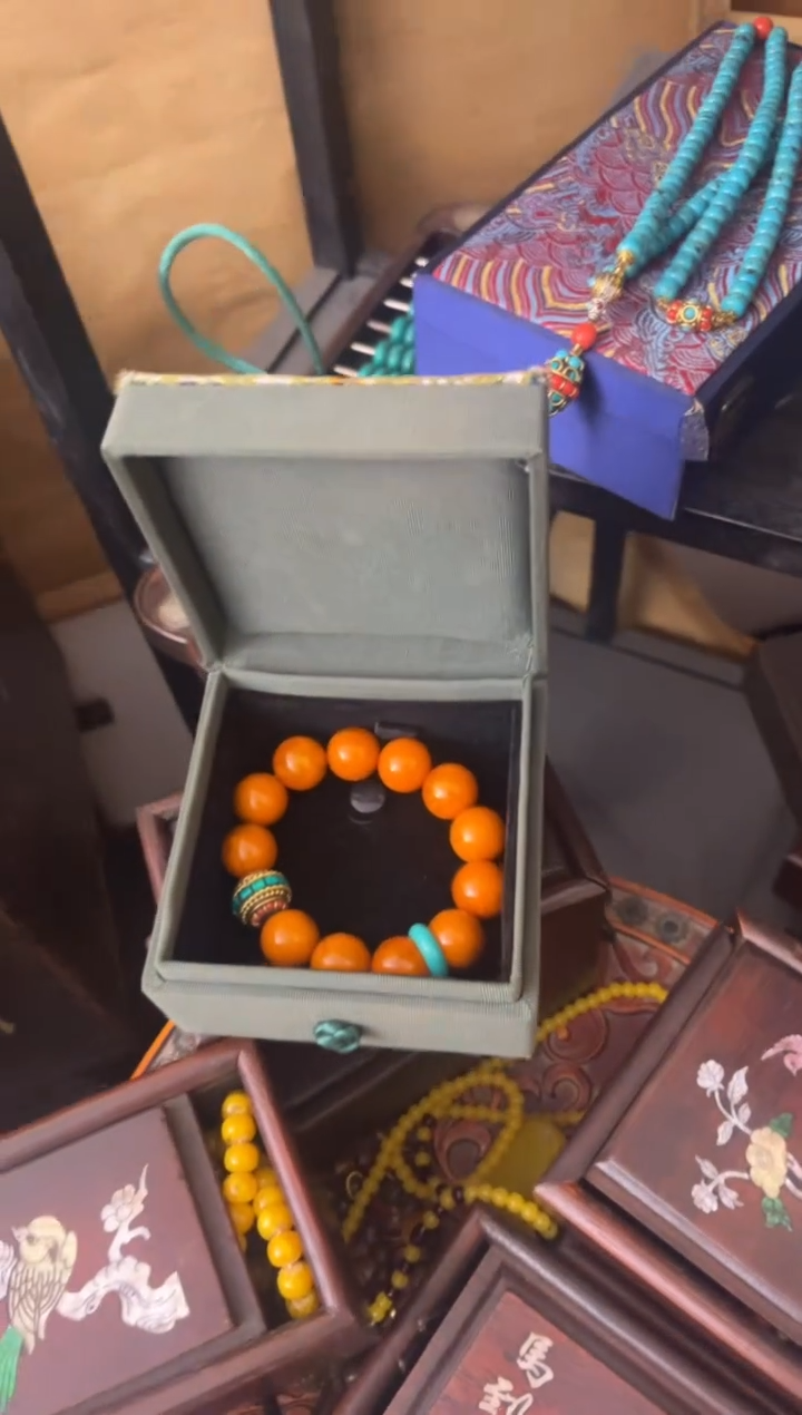 未镶嵌蜜蜡手链氰氺湾小铺氰氺湾小铺