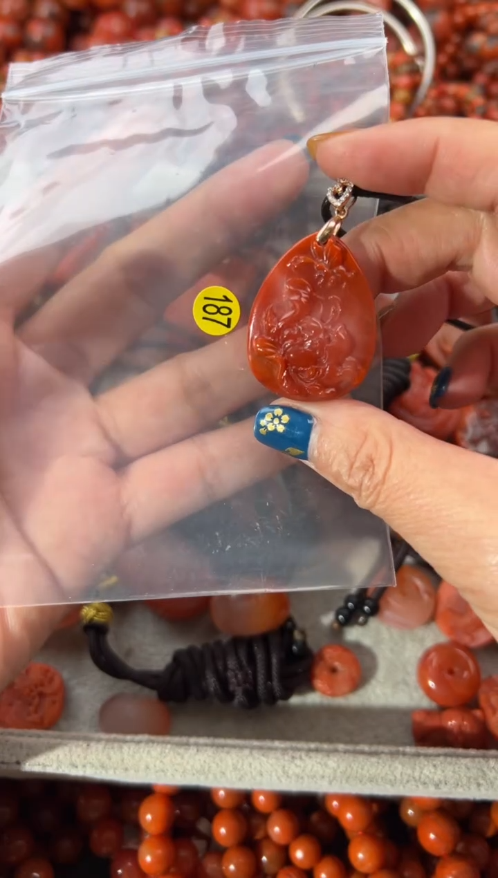 未镶嵌手串南红玛瑙25*33*6