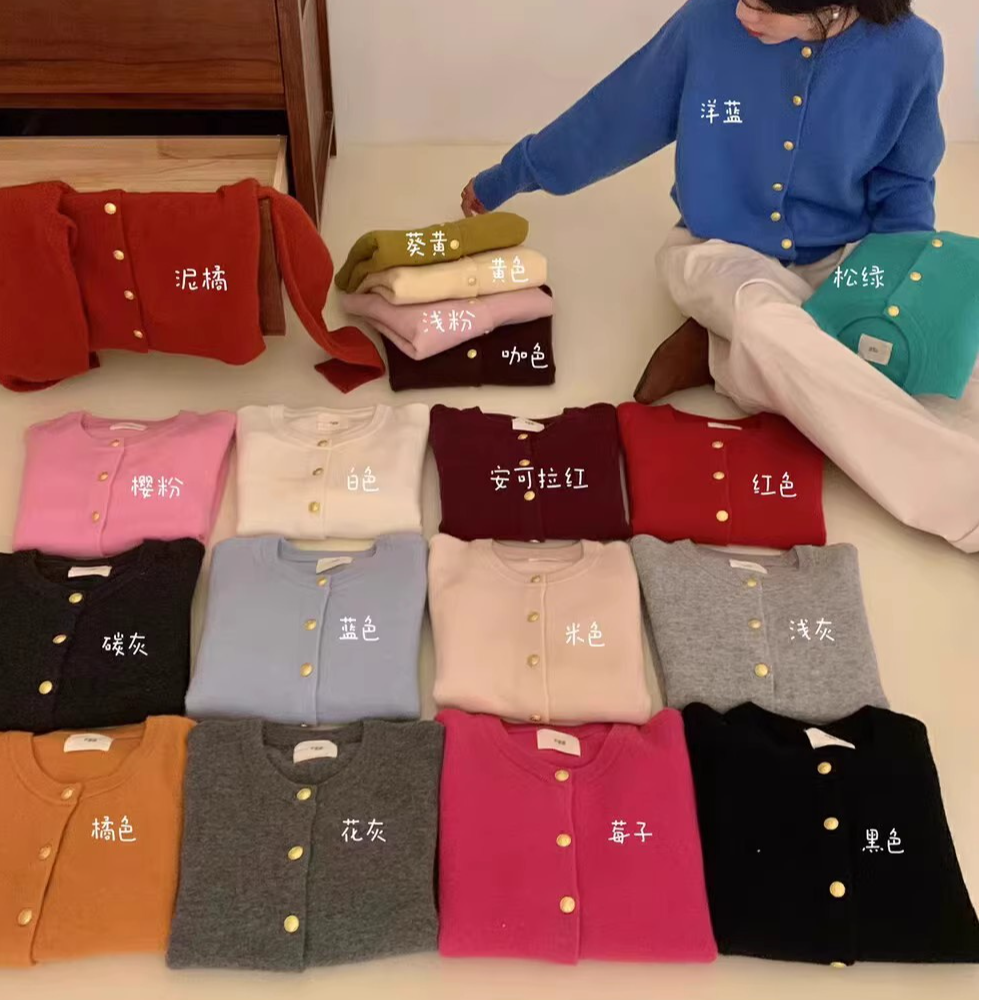 A66122秋季100%绵羊毛金属扣针织开衫简约圆领单排扣长袖上衣女