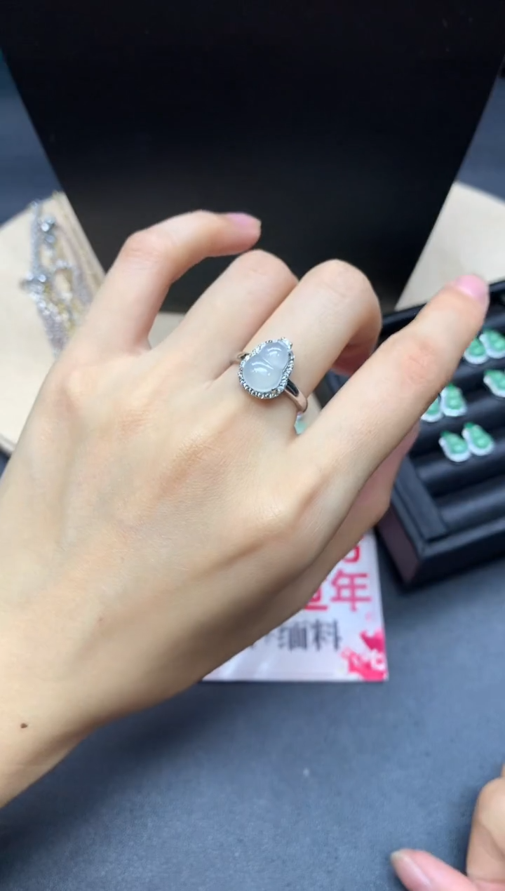 【闪购商品】翡翠戒指银S925镶嵌葫芦【多样性发其一】