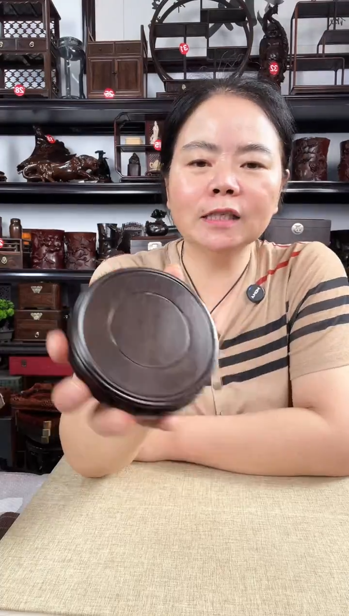 木镂空9公分老李红木工艺品