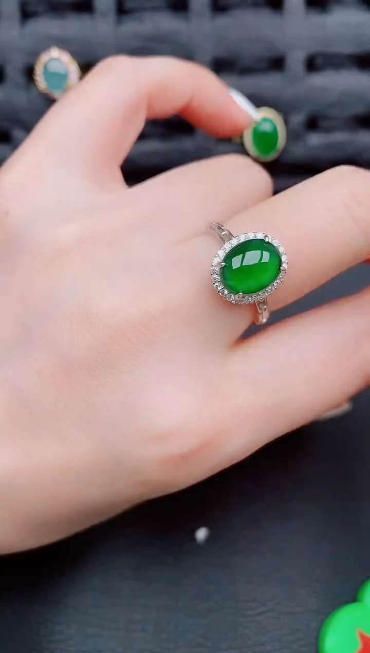 【闪购商品】翡翠戒指银S925镶嵌天然a货翡翠399