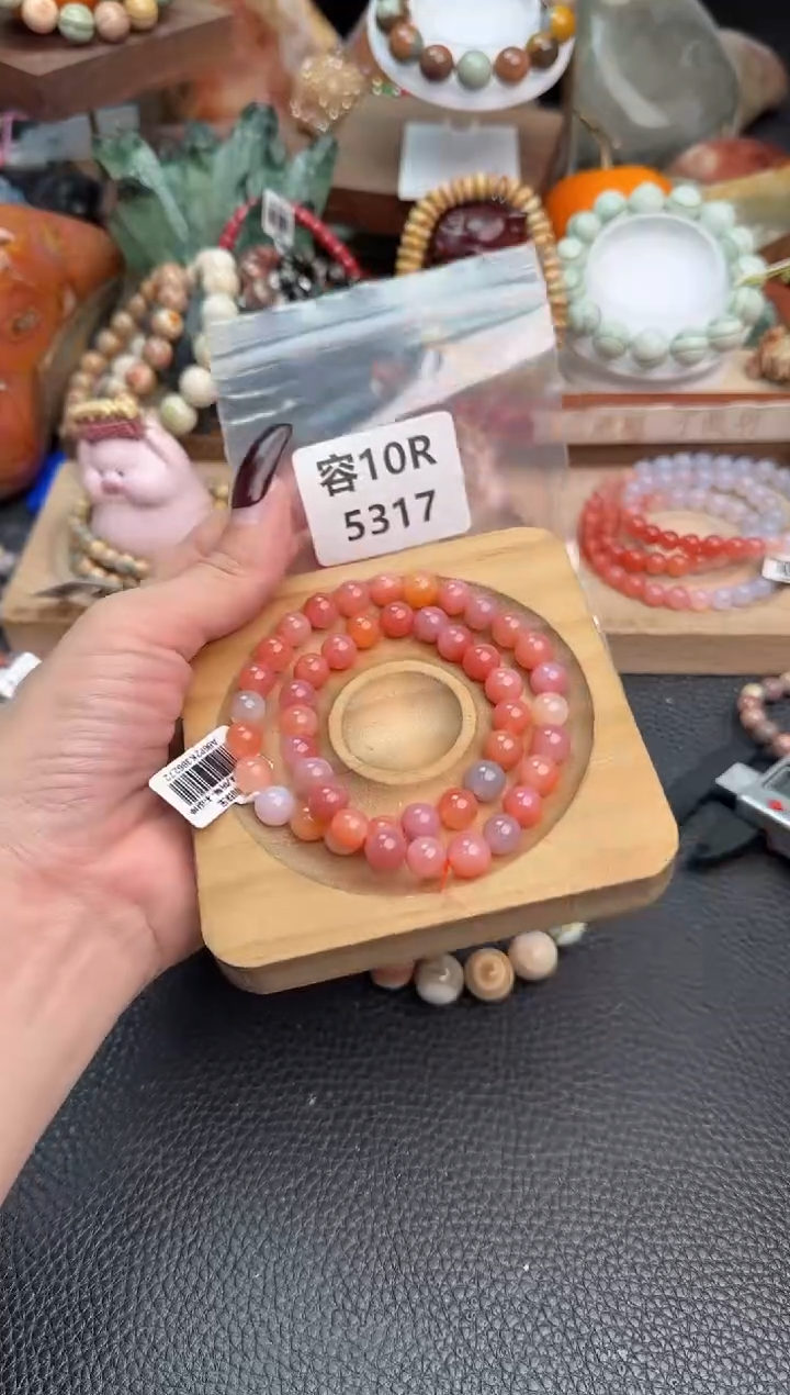 【闪购商品】石英质玉手链未镶嵌10R5317