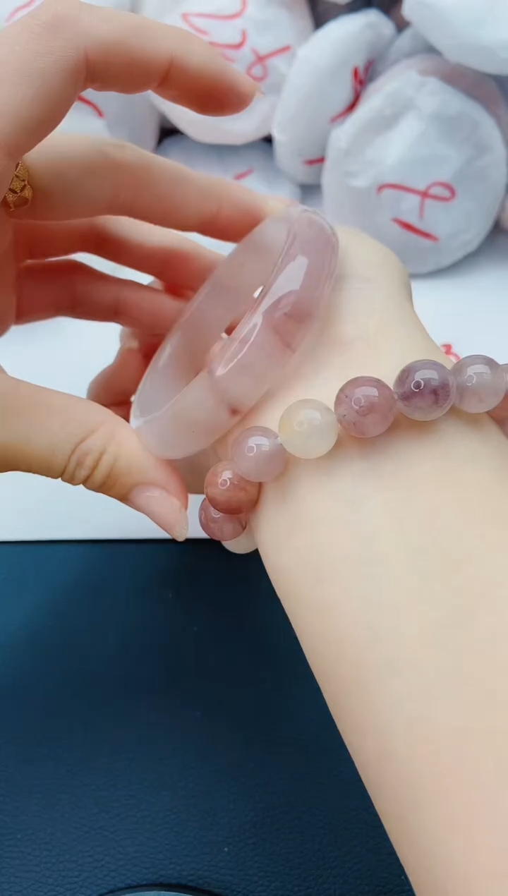 石英质玉手镯未镶嵌J34-57-58