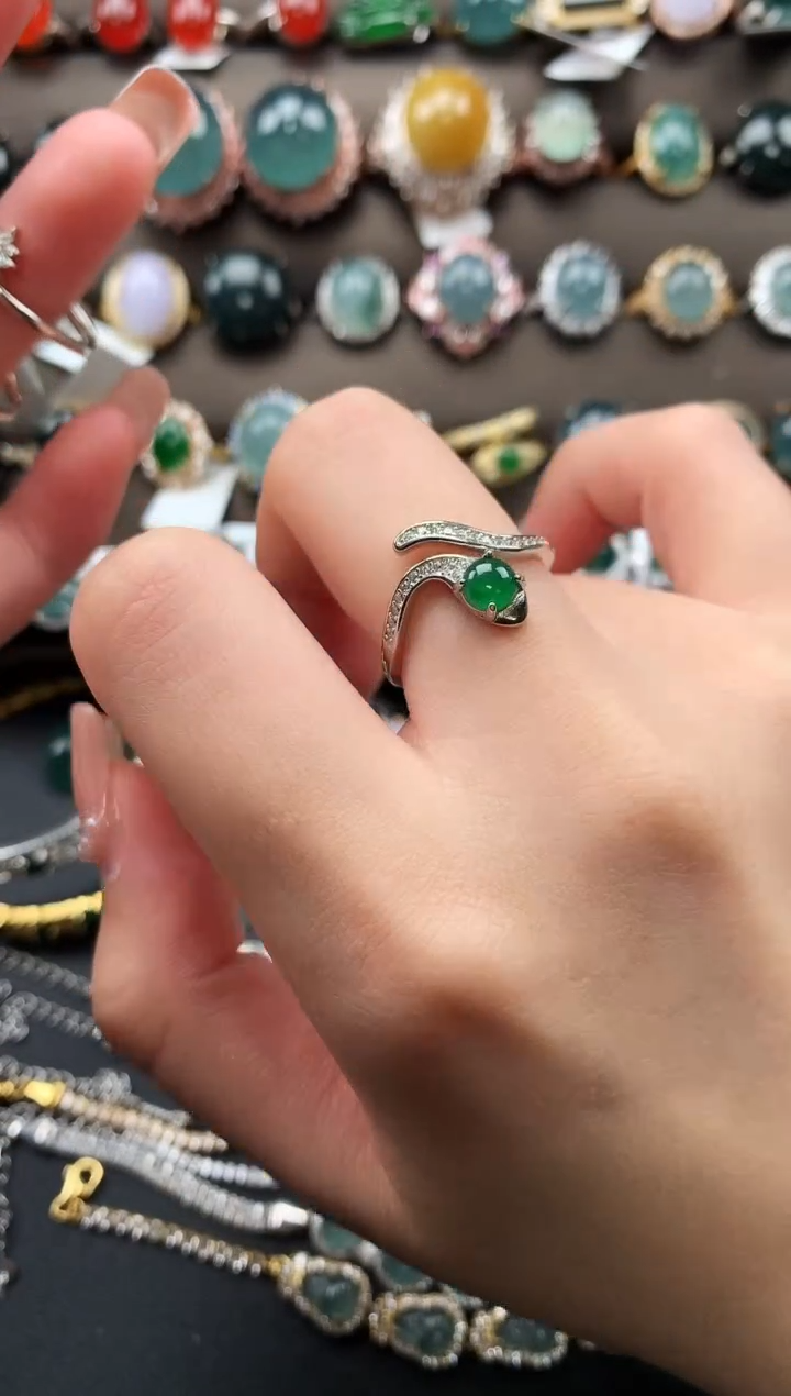 【闪购商品】翡翠戒指银S925镶嵌52141