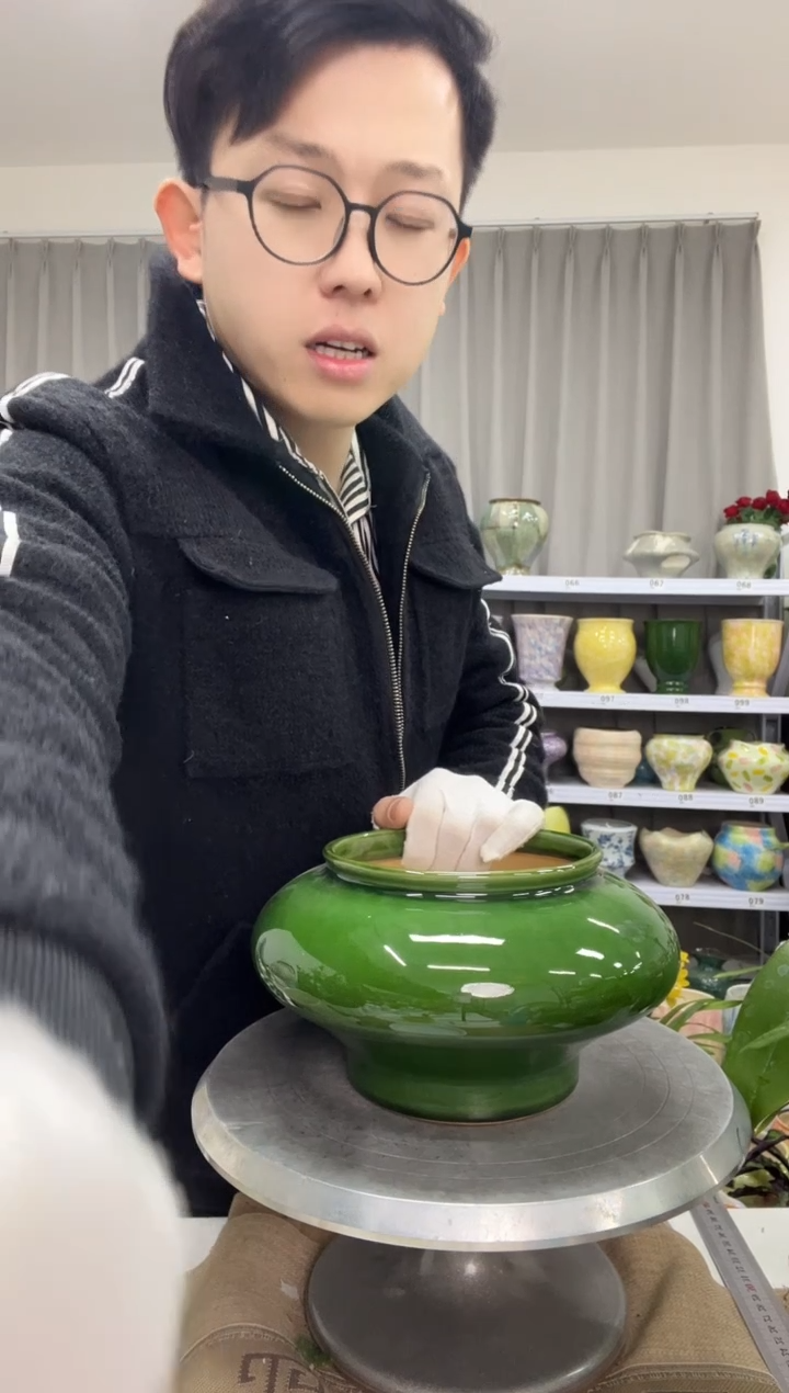 【12.19】花盆链接 高：14  口：14