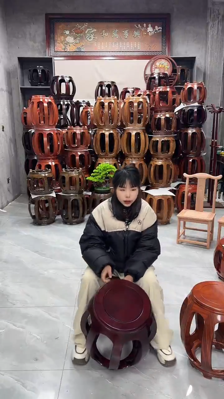 【闪购商品】花梨木类家具酸枝色大号鼓凳一对