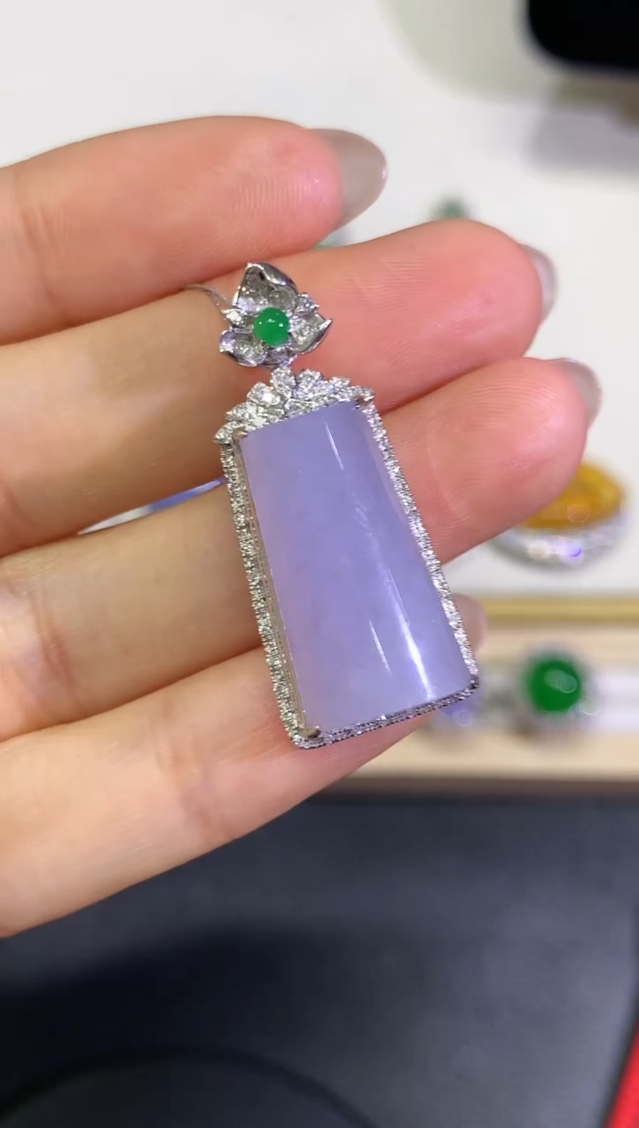 【闪购商品】翡翠颈饰18K金镶嵌团购18