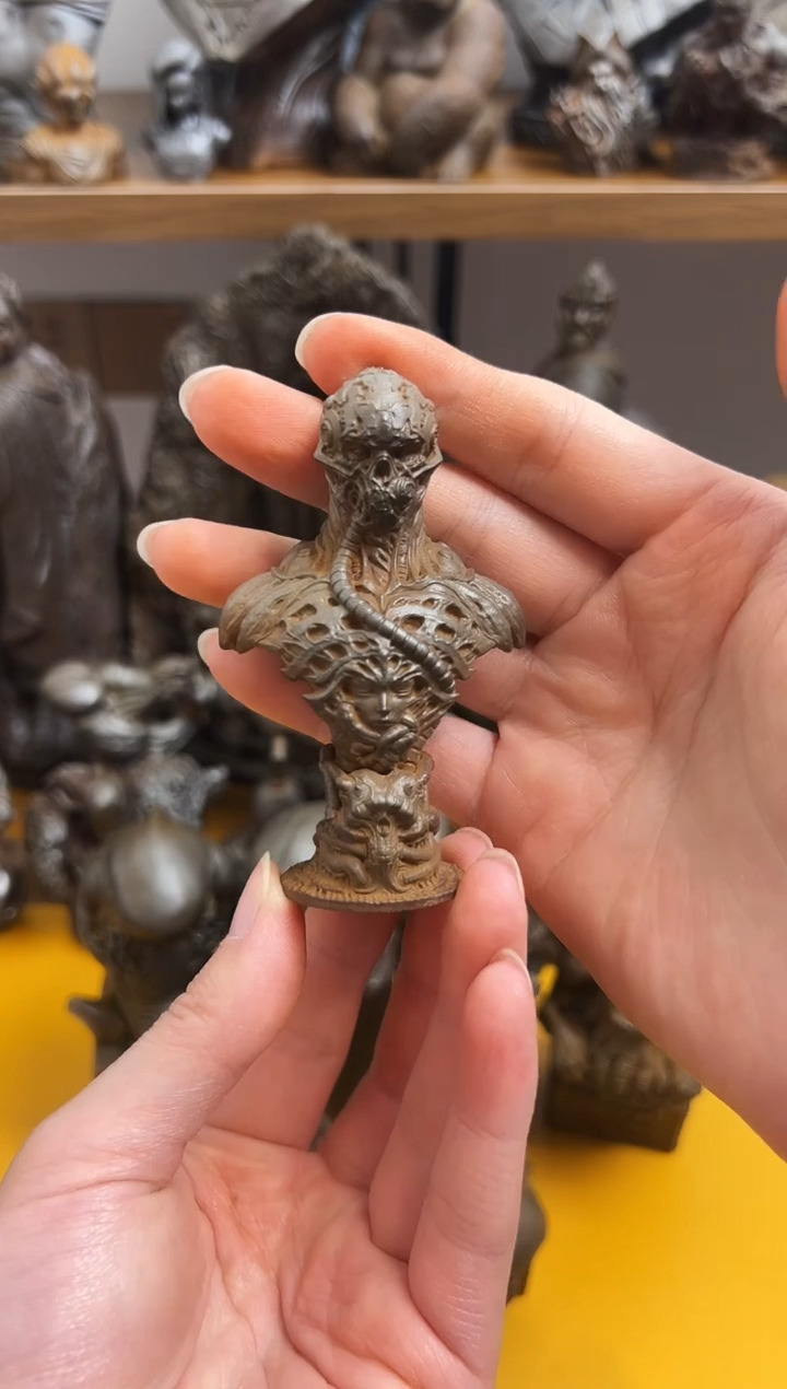 金属虔*铁艺摆件生化危机暴君