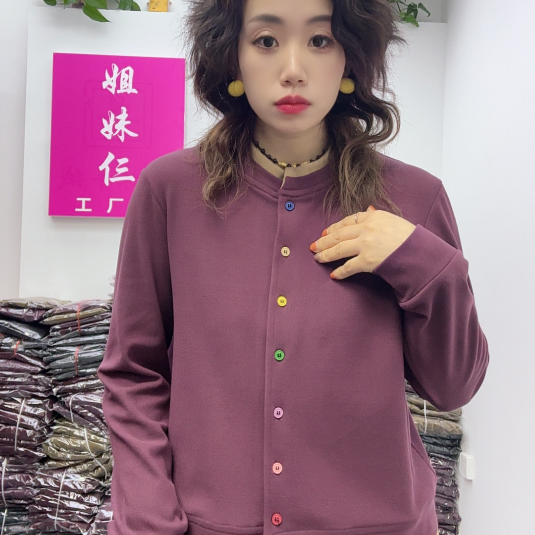 2025年冬季新款拼色假两件开衫加绒加厚显瘦时尚减龄七彩扣