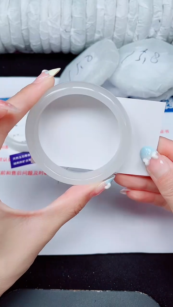 未镶嵌手镯石英质玉334-55/56