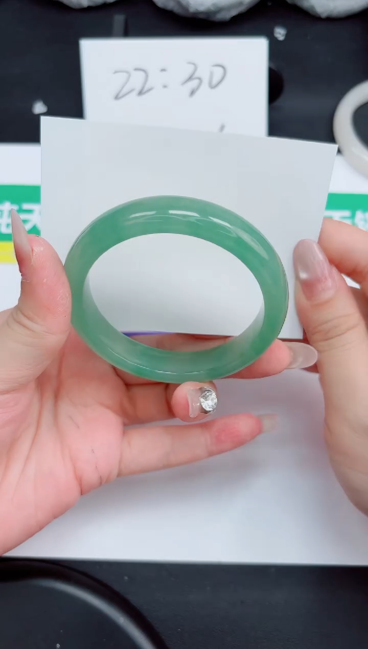 石英质玉手镯未镶嵌121-56.6