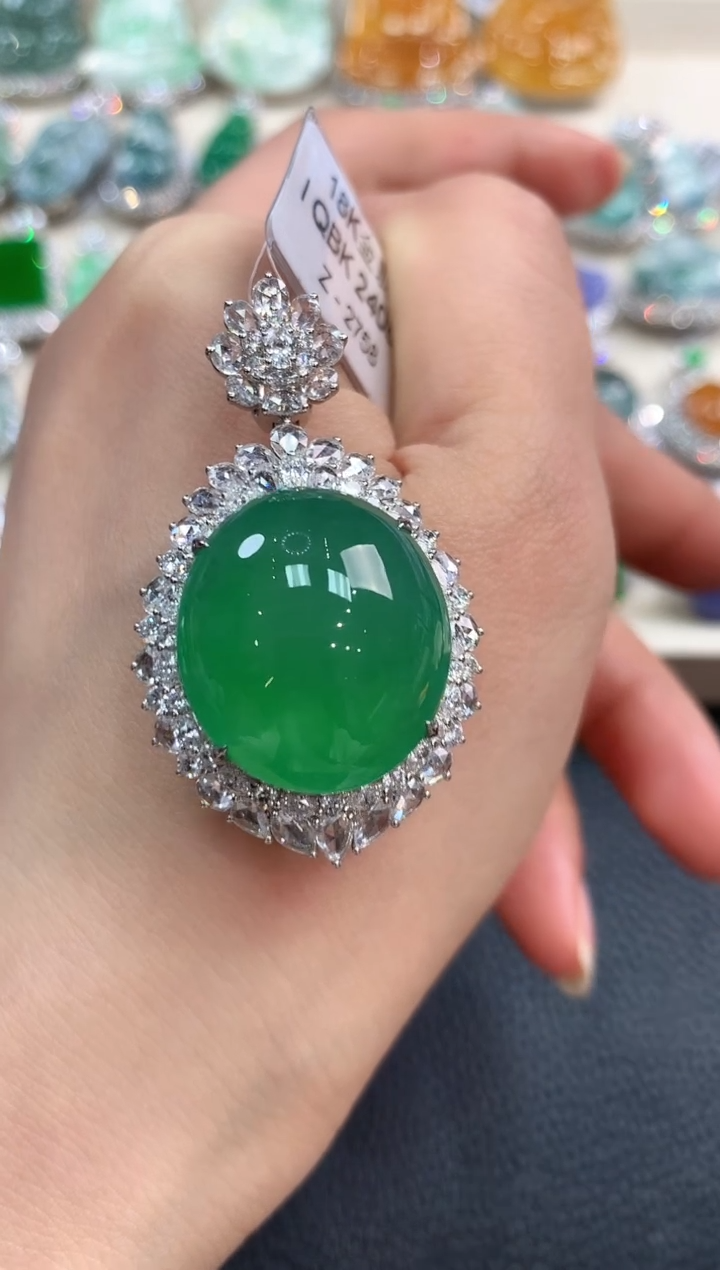 【闪购商品】翡翠吊坠(不含链)18K金镶嵌m1     