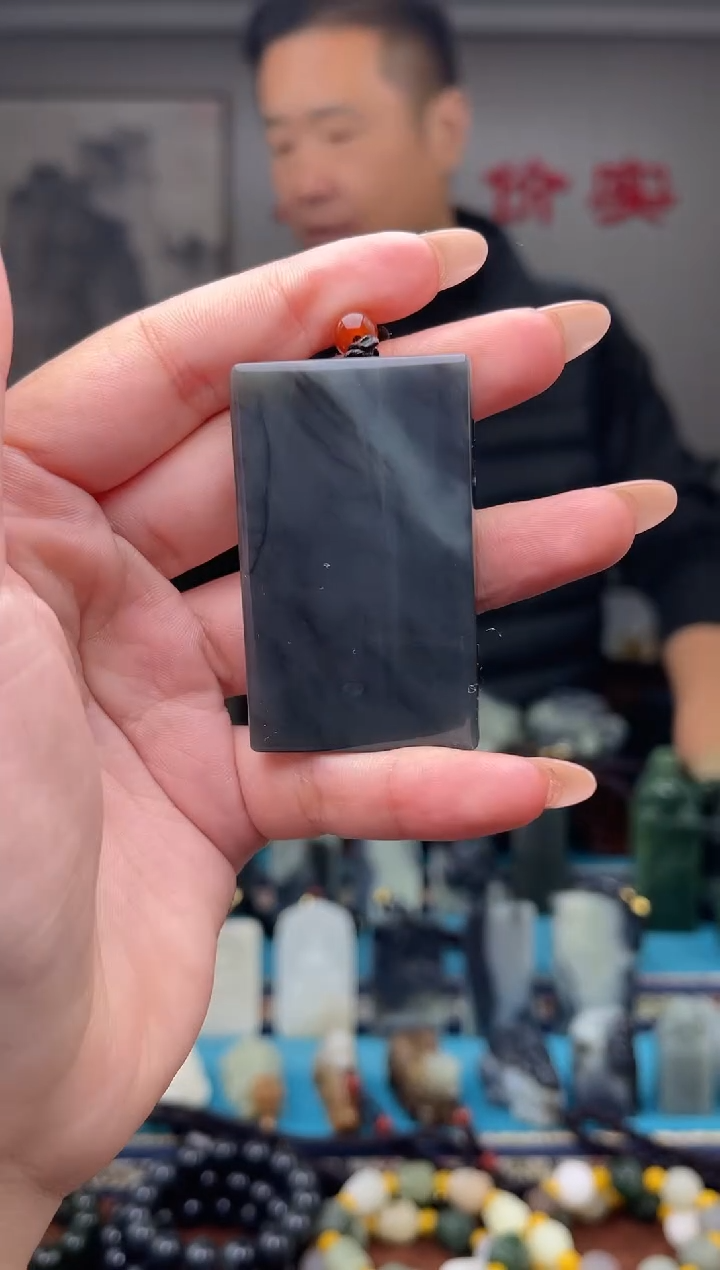 未镶嵌和田玉挂件1