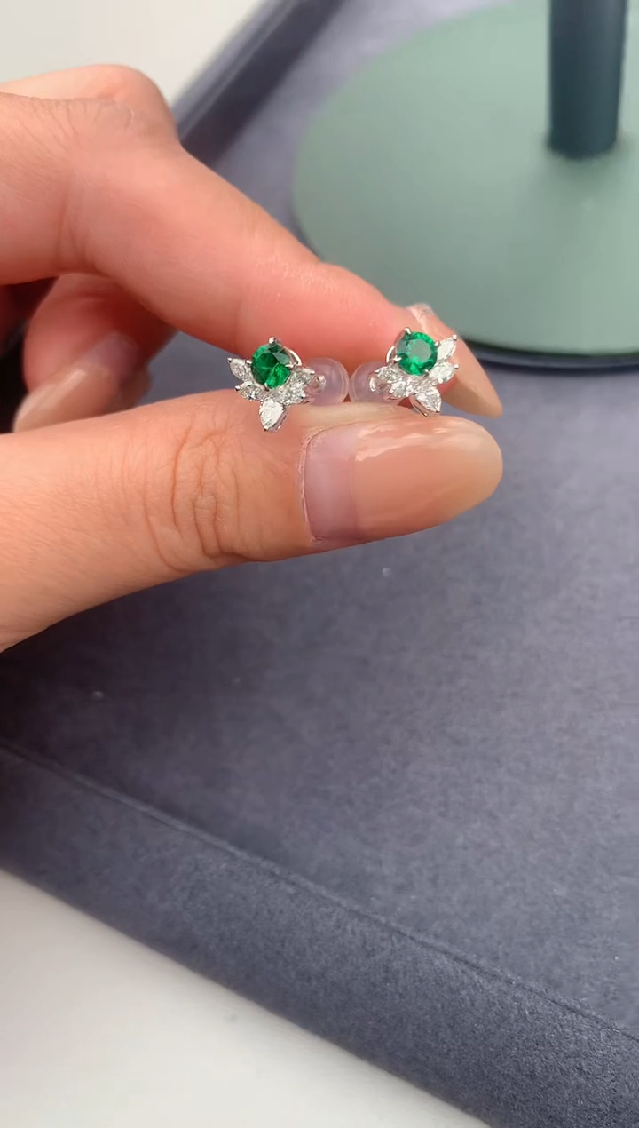 【闪购商品】祖母绿耳饰18K金镶嵌40分祖母绿耳钉