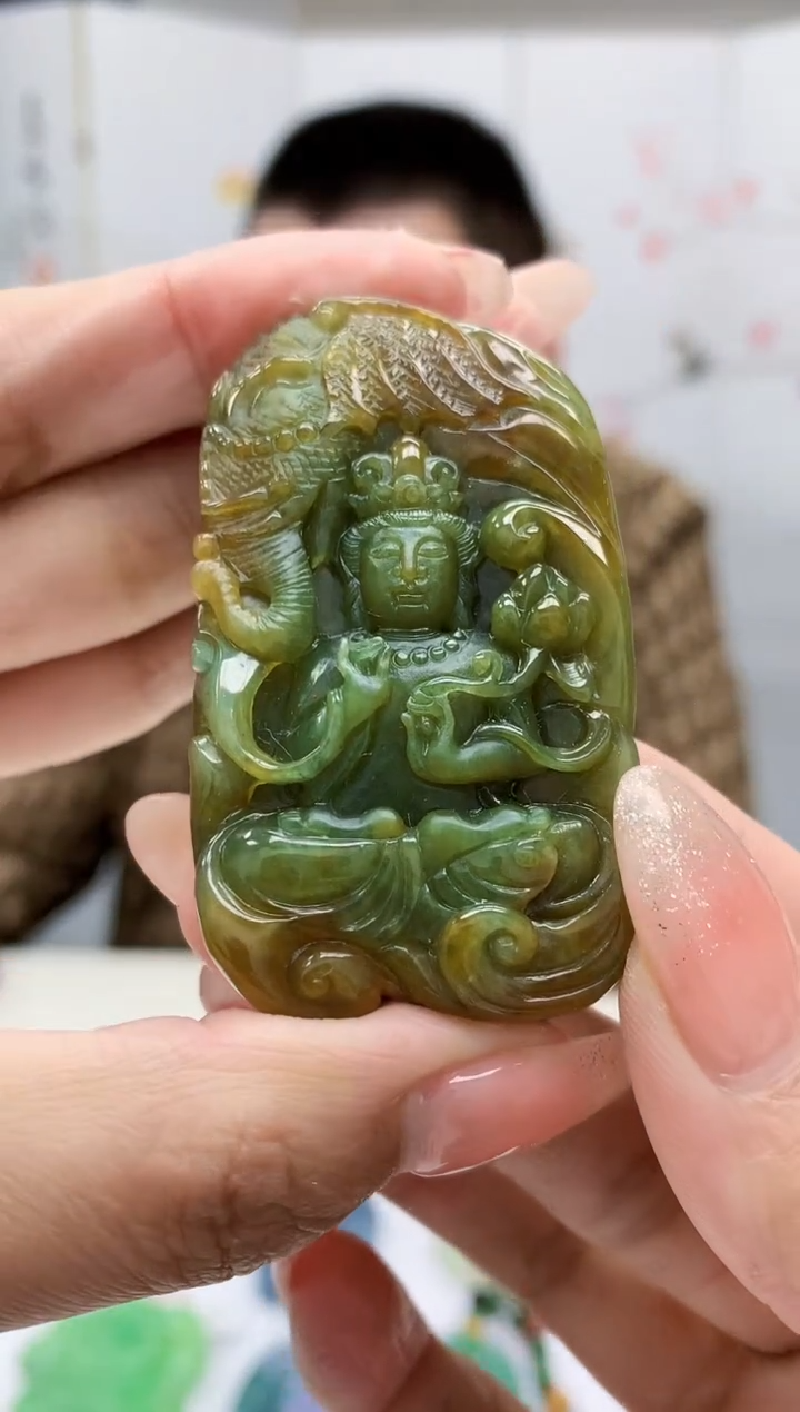 【闪购商品】定制翡翠未镶嵌4812MM-毛货挂件215