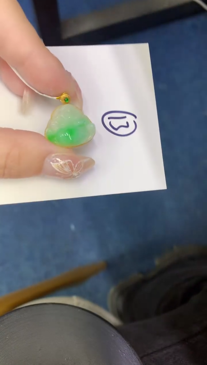 【闪购商品】翡翠颈饰18K金镶嵌00000000000