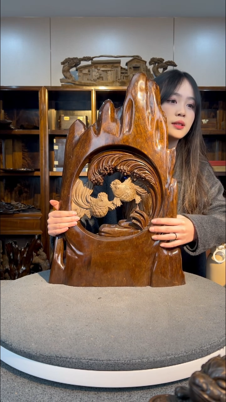 【闪购商品】金丝楠木雕金鱼满堂