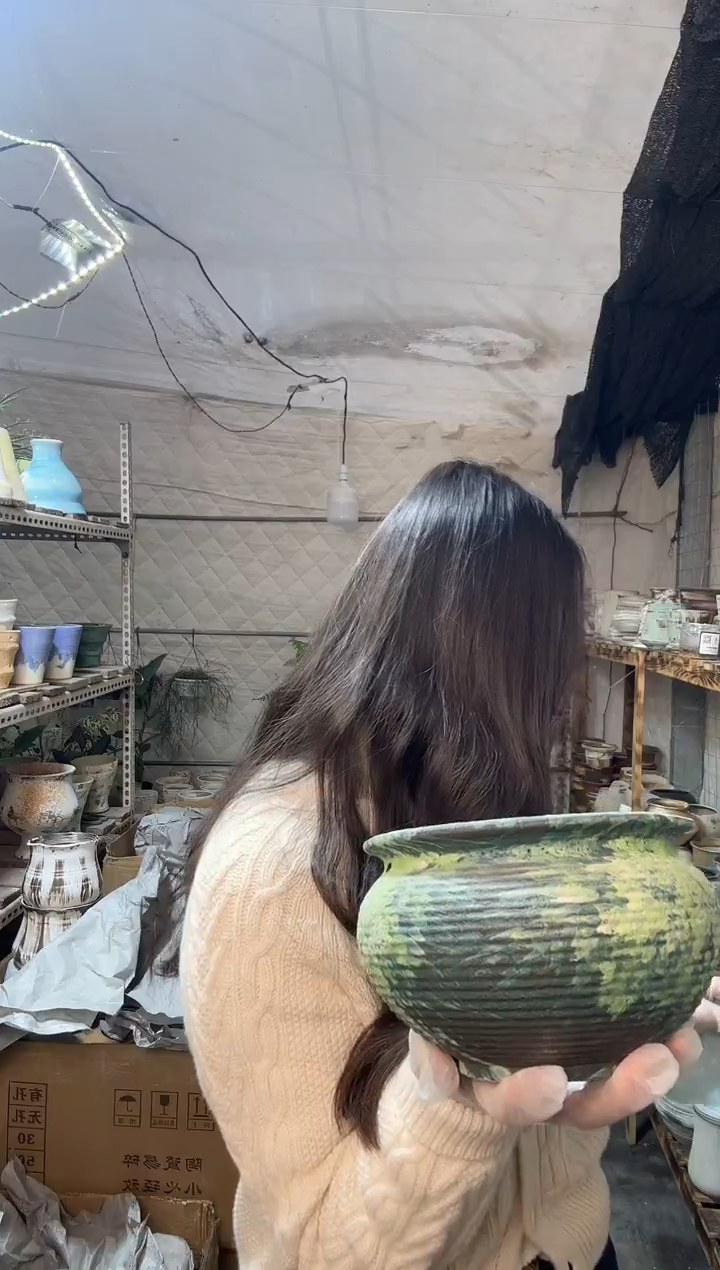 以实际为准编号 144  景德镇手工手绘花盆