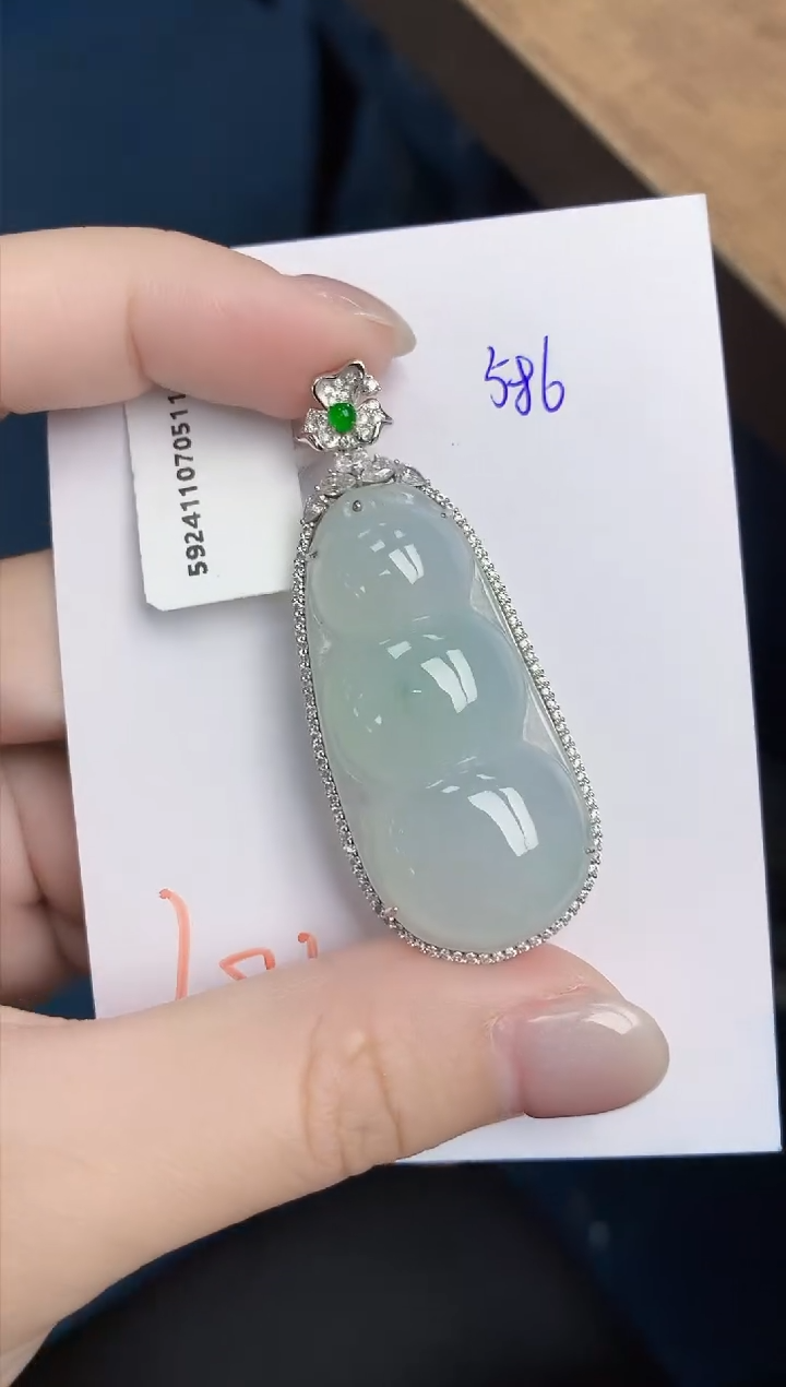 【闪购商品】翡翠颈饰18K金镶嵌天然翡翠A货