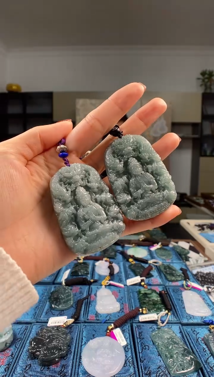 颈饰未镶嵌翡翠多样性发其一