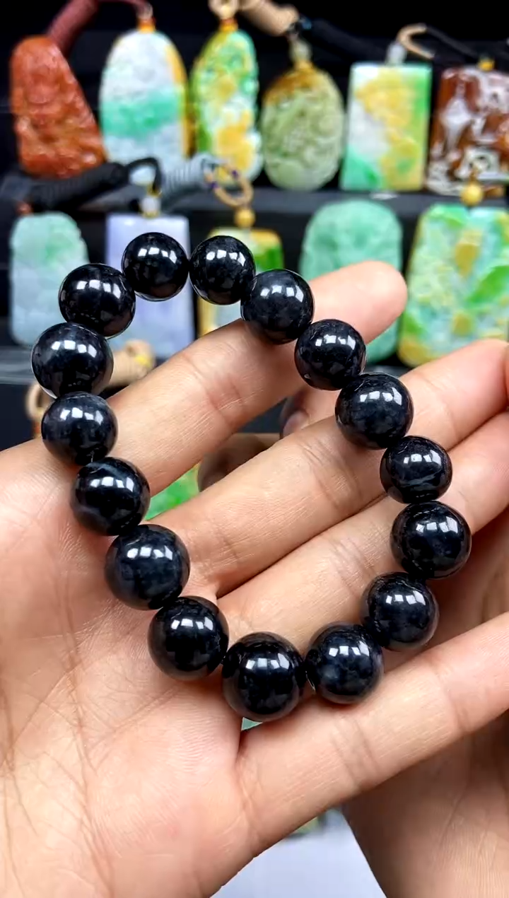 【闪购商品】翡翠颈饰未镶嵌翡翠A货