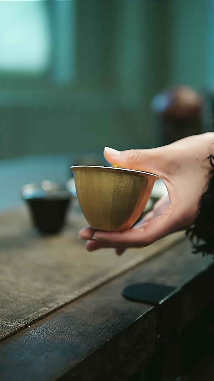 【闪购商品】一延金彩盖碗{大小同价}80ml