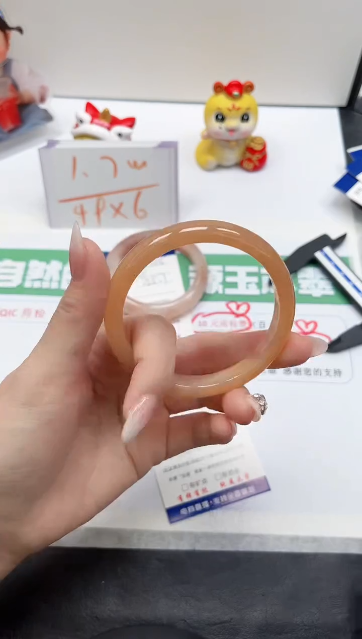 【闪购商品】石英质玉手镯未镶嵌406-59