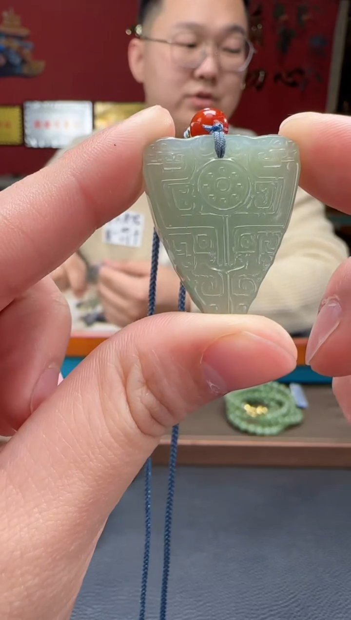 【闪购商品】和田玉颈饰未镶嵌且末蓝青铜器