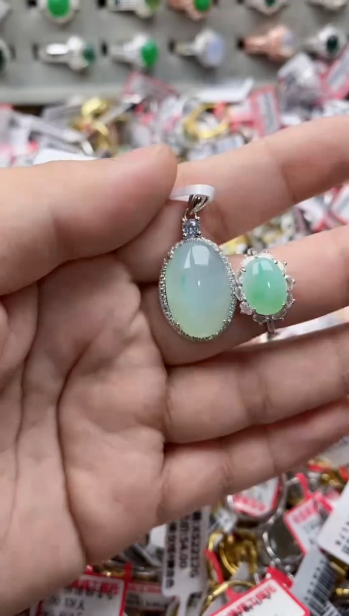 【闪购商品】翡翠戒指银S925镶嵌333333---2