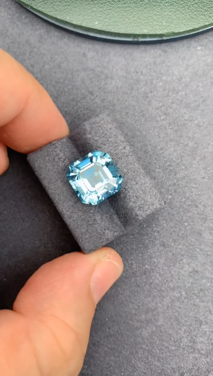 【闪购商品】海蓝宝石裸石未镶嵌6.6ct海蓝宝