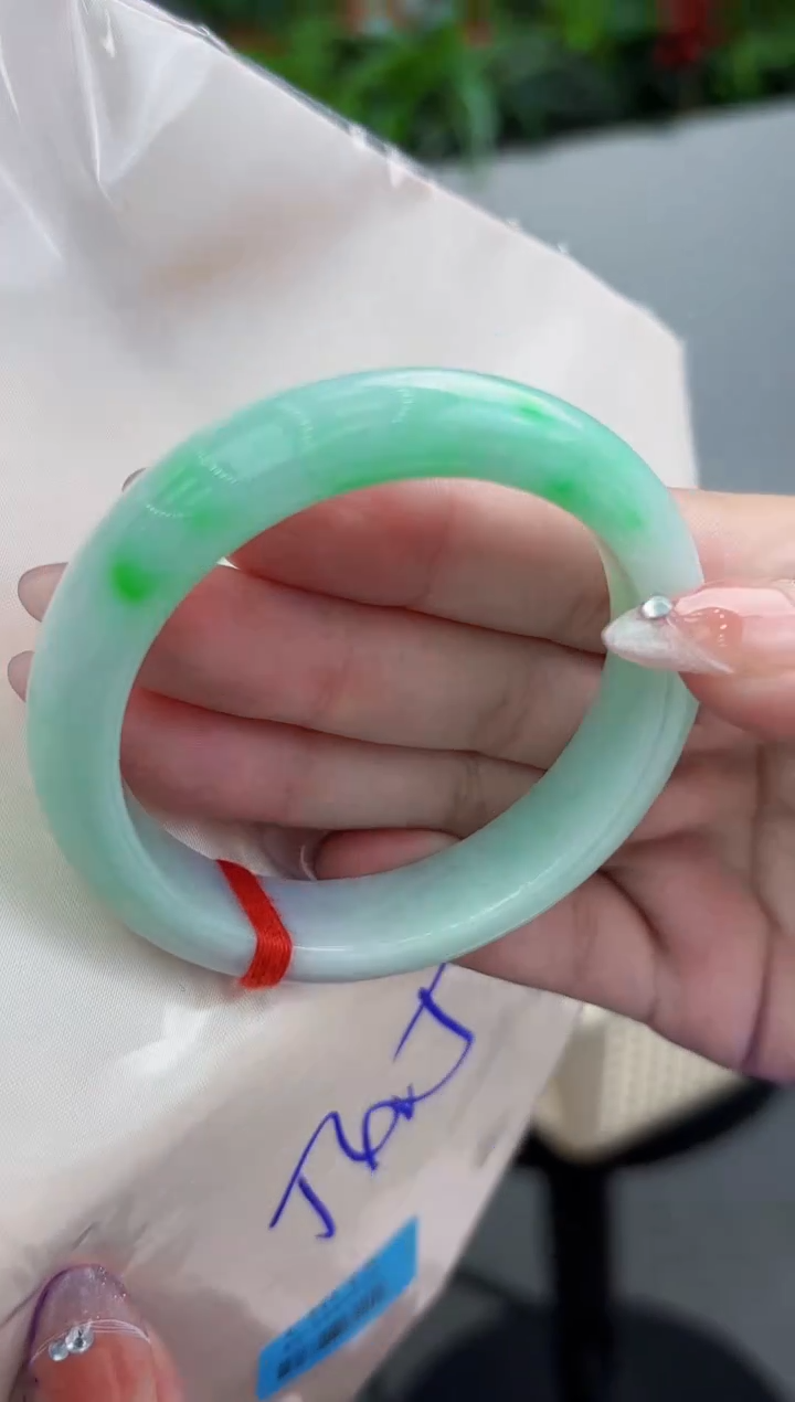 【闪购商品】翡翠手镯未镶嵌翡翠手镯