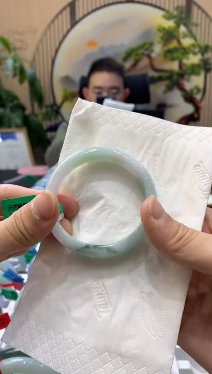 【闪购商品】翡翠手镯未镶嵌000010855