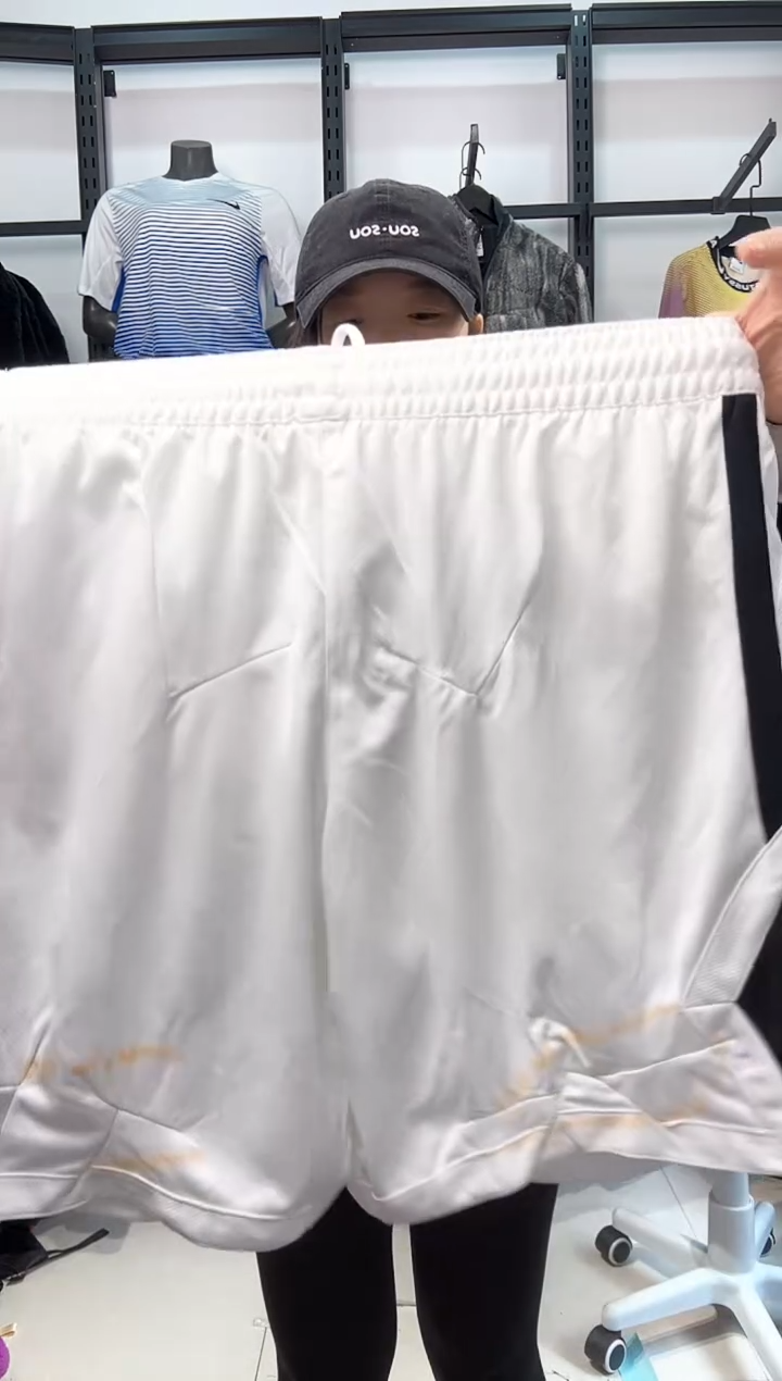 2673 编码  瑕疵直播间过款为准 尺码