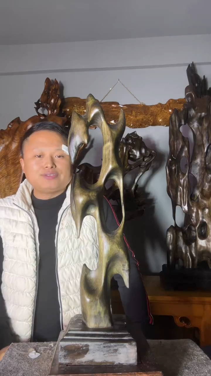 金丝楠J****a以直播间介绍为准