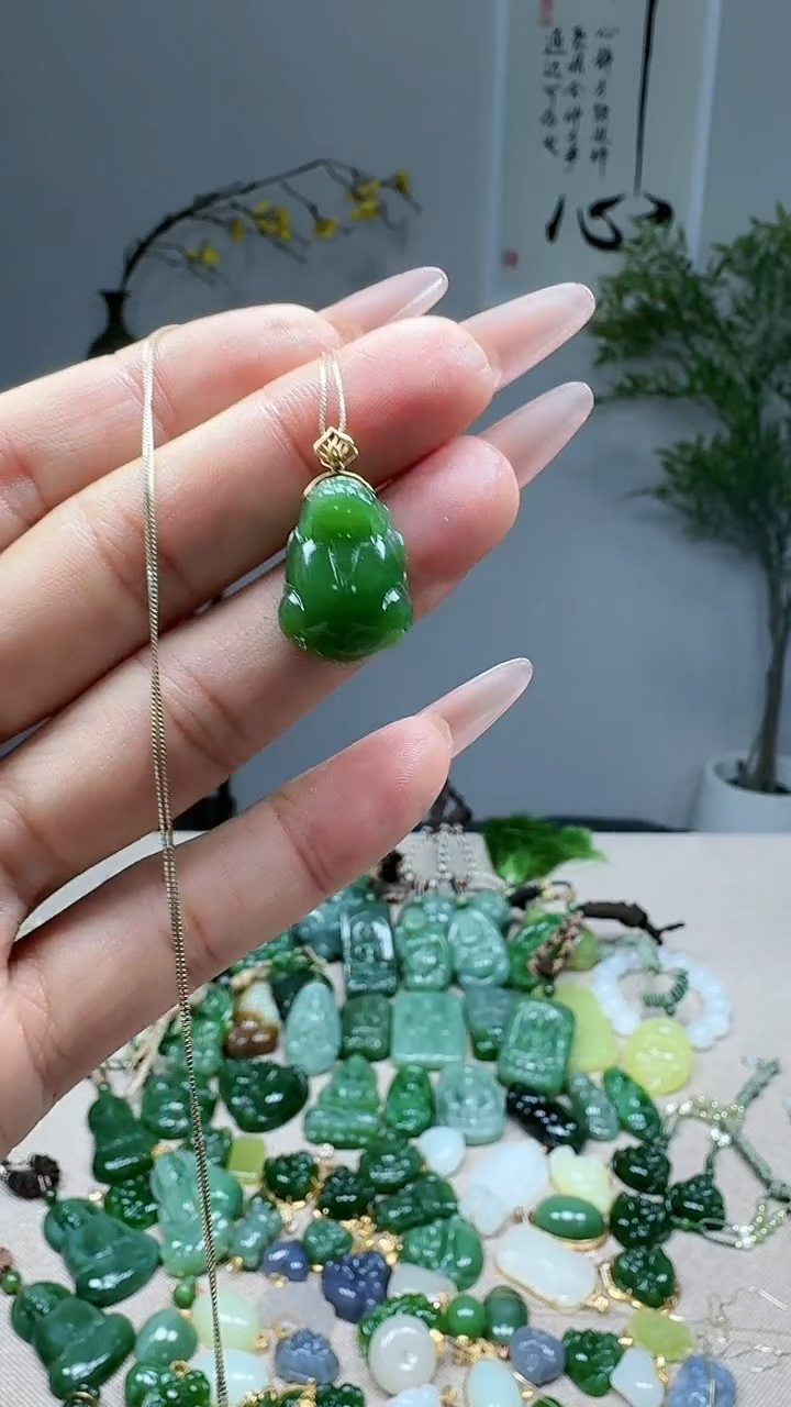 吊坠(不含链)18K金镶嵌和田玉1