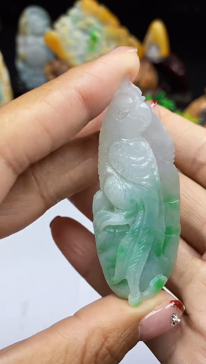 【闪购商品】翡翠颈饰未镶嵌翡翠A货