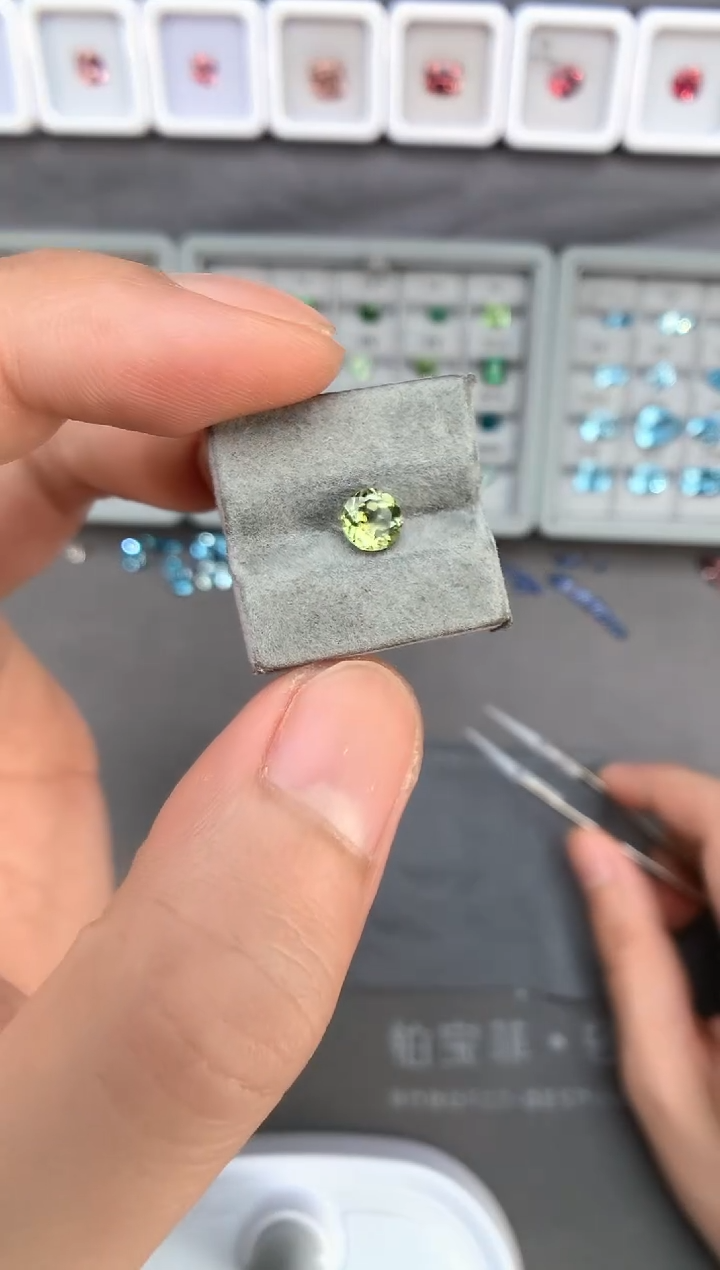 【闪购商品】定制碧玺裸石未镶嵌0.88ct