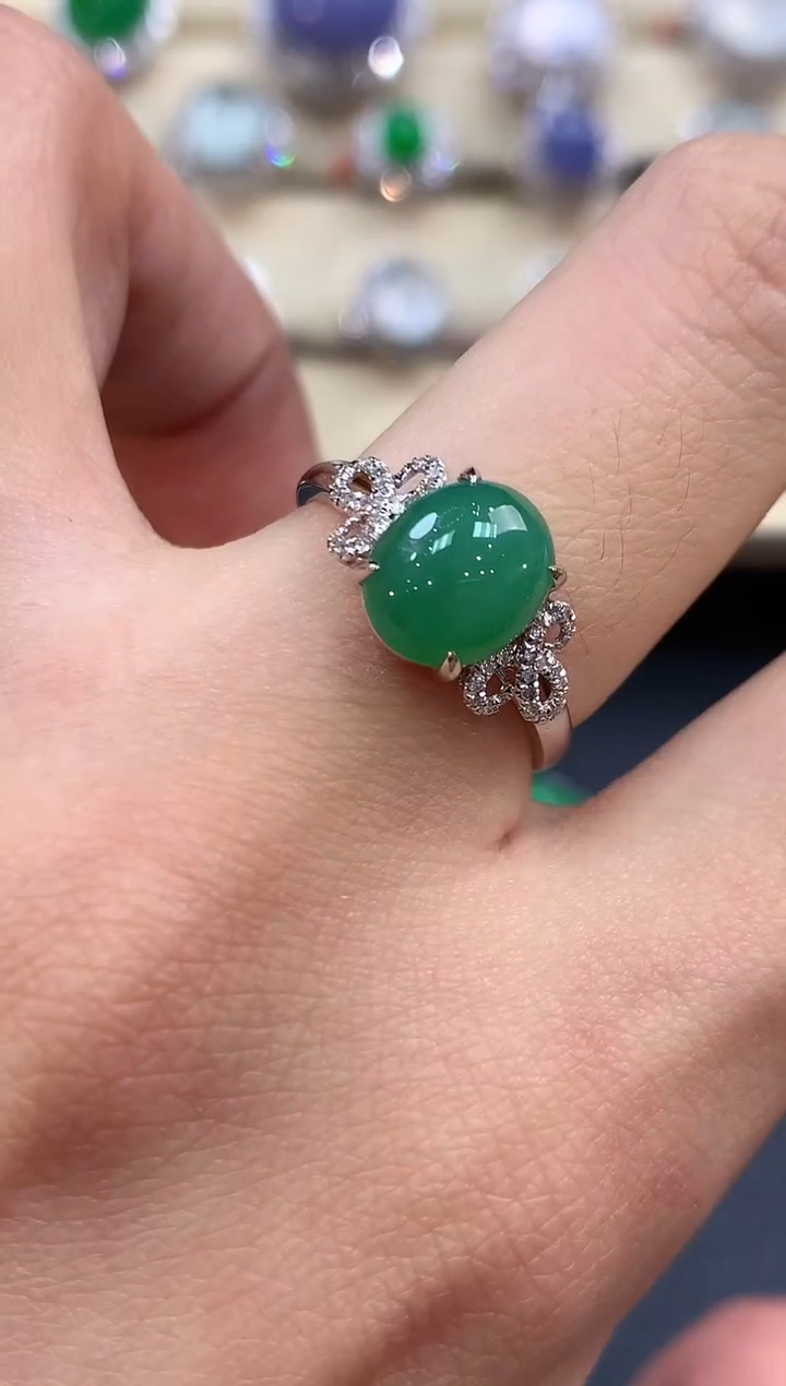 【闪购商品】翡翠戒指18K金镶嵌 B44            