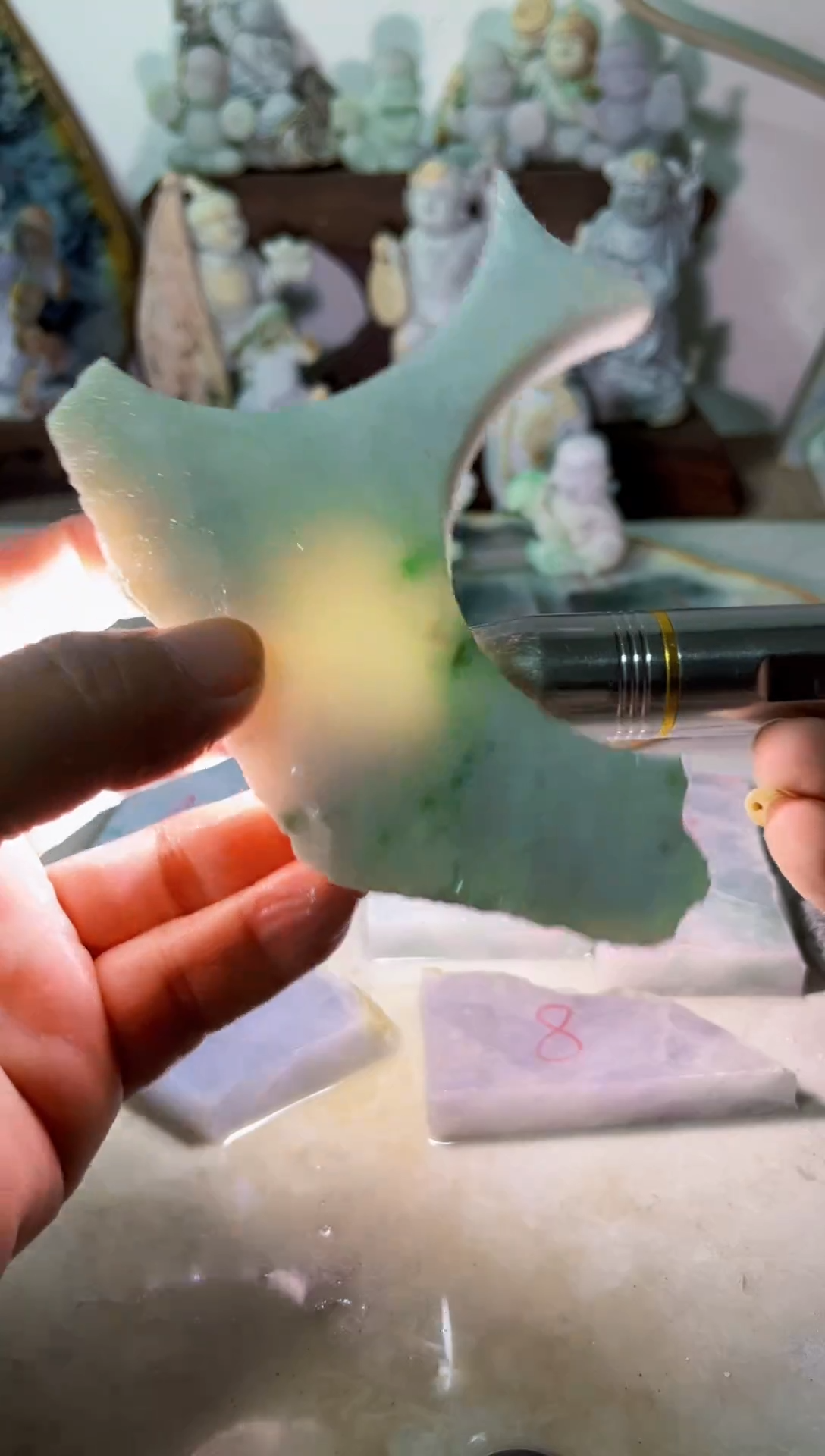 【闪购商品】翡翠吊坠(不含链)未镶嵌A900