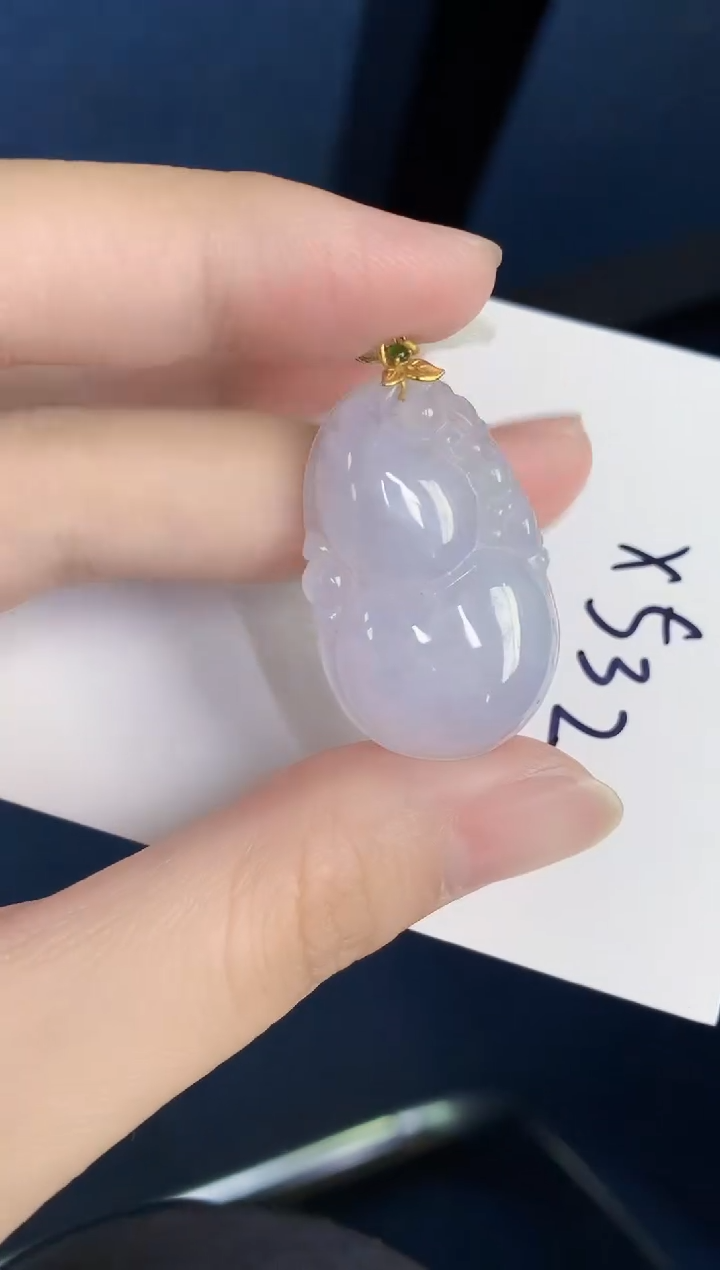 颈饰18K金镶嵌翡翠天然翡翠缅甸A货